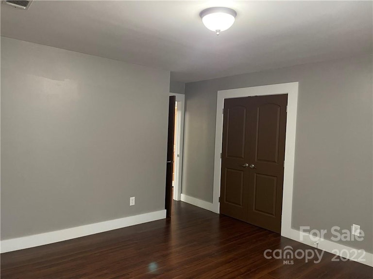 Photo 21 of 37 - 14108 Mill House Dr, Matthews, NC 28105
