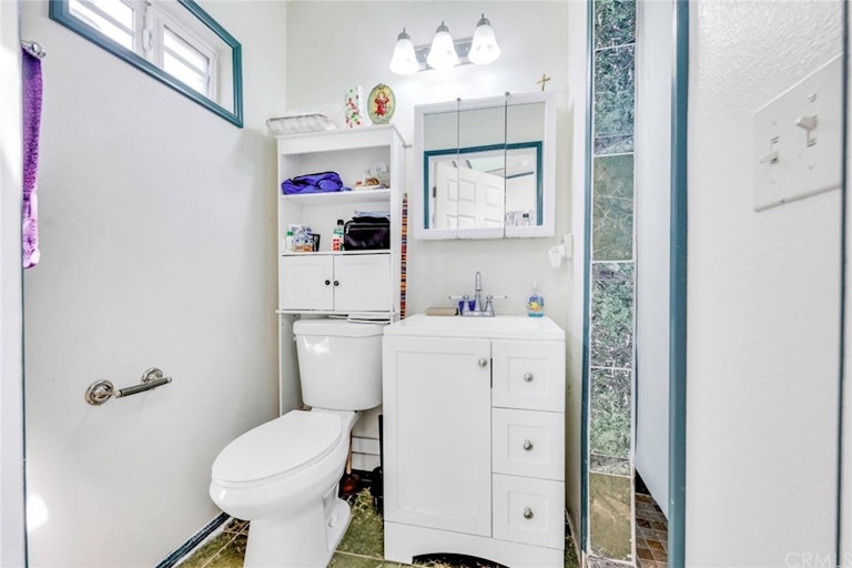 Photo 33 of 47 - 7814 McGroarty St, Sunland, CA 91040