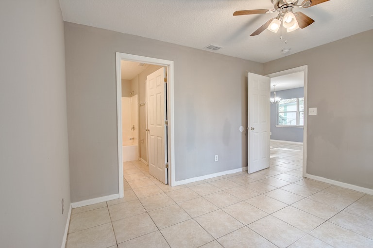 Photo 22 of 28 - 1915 2nd Dr, Sanford, FL 32771