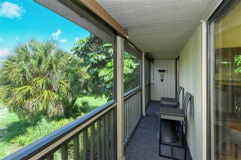 Photo 7 of 77 - 306 Pine Run Dr, Osprey, FL 34229