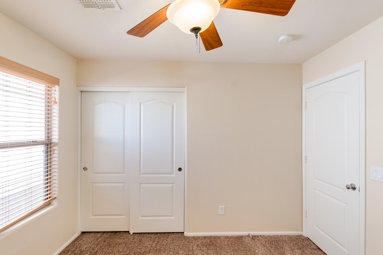 Photo 17 of 21 - 1298 W Hereford Dr, San Tan Valley, AZ 85143