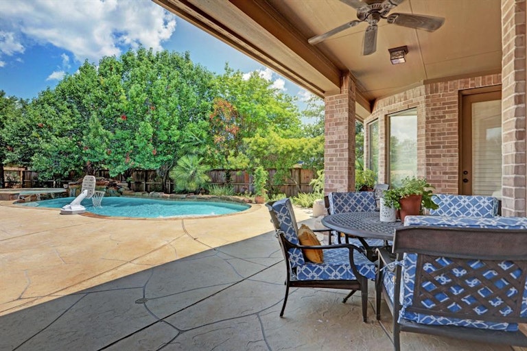 Photo 45 of 50 - 4823 Middlewood Manor Ln, Katy, TX 77494