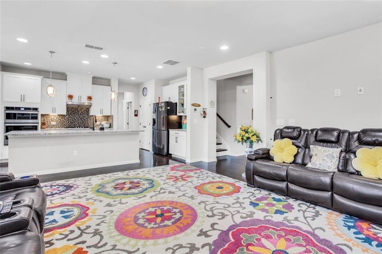 Photo 9 of 44 - 347 Snow Owl Way, Lawrenceville, GA 30044