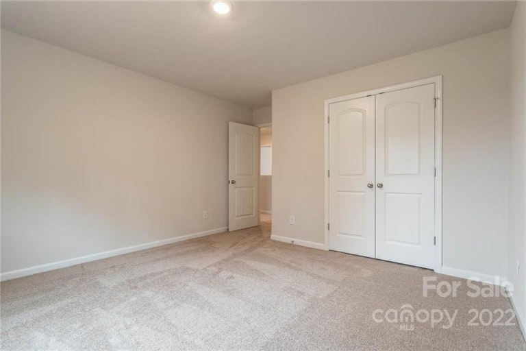 Photo 16 of 19 - 9401 Creedmore Hills Dr, Charlotte, NC 28214