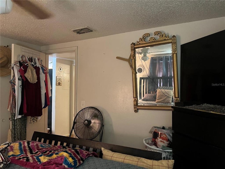 Photo 16 of 56 - 8801 N Brooks St, Tampa, FL 33604