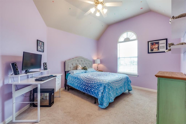 Photo 19 of 26 - 1604 Stone Crest Dr, Flower Mound, TX 75028