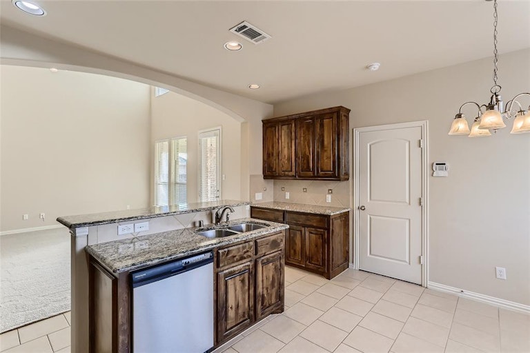 Photo 16 of 39 - 14197 Rising Star Blvd, Frisco, TX 75033