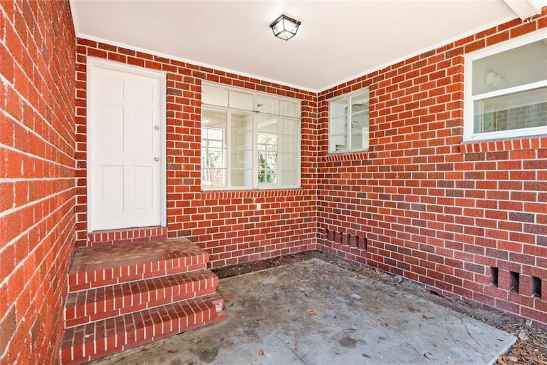 Photo 30 of 35 - 2601 Upton St S, Gulfport, FL 33711
