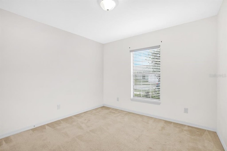Photo 2 of 11 - 221 Pheasant Dr, Haines City, FL 33844