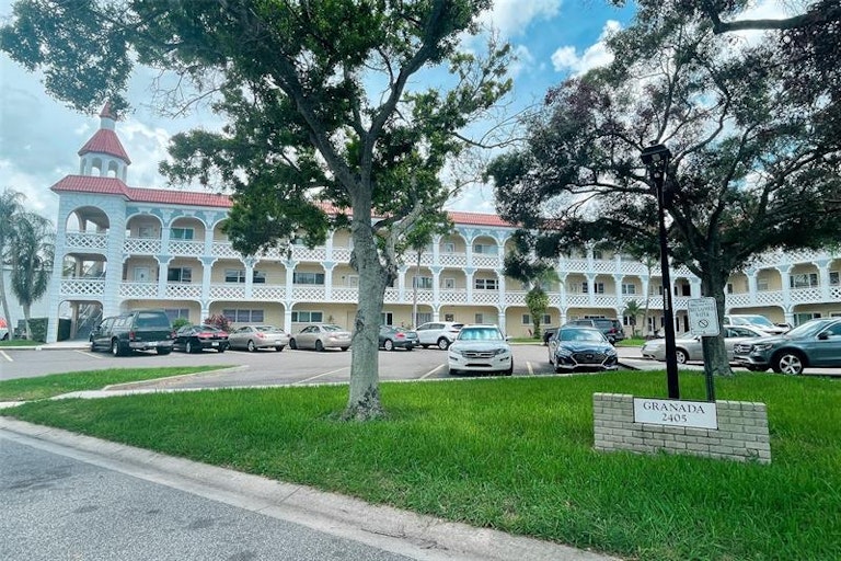 Photo 1 of 24 - 2405 Franciscan Dr #23, Clearwater, FL 33763