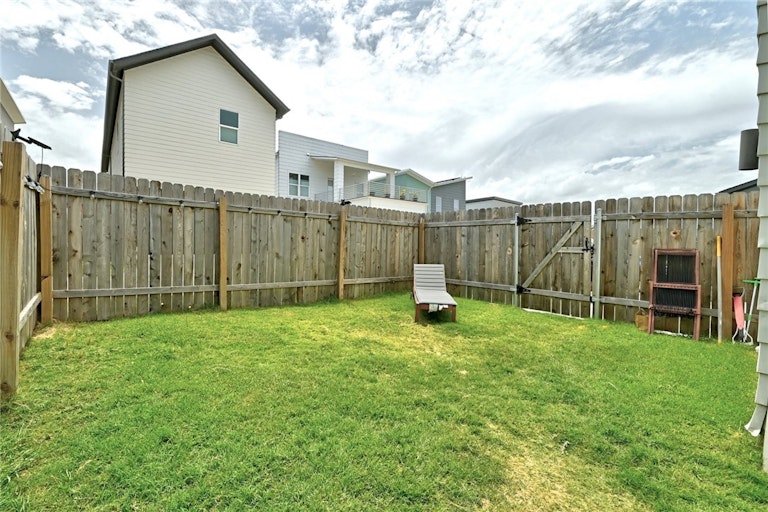 Photo 21 of 22 - 7321 Cordoba Dr, Austin, TX 78724