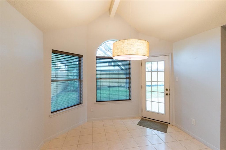 Photo 15 of 29 - 1010 Abbott Dr, Pearland, TX 77584