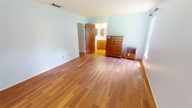 Photo 8 of 35 - 9118 Nile Dr, New Port Richey, FL 34655