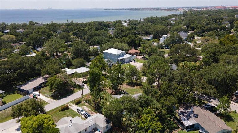 Photo 10 of 10 - 6205 S Foster Ave, Tampa, FL 33611