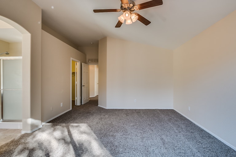 Photo 19 of 35 - 1509 E Grove St, Phoenix, AZ 85040
