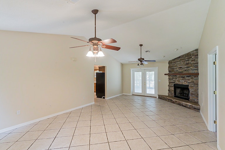 Photo 14 of 30 - 3905 Oberry Rd, Kissimmee, FL 34746