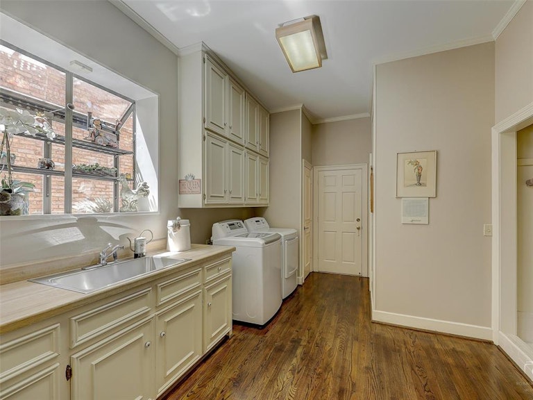 Photo 31 of 31 - 17316 Club Hill Ln, Dallas, TX 75248
