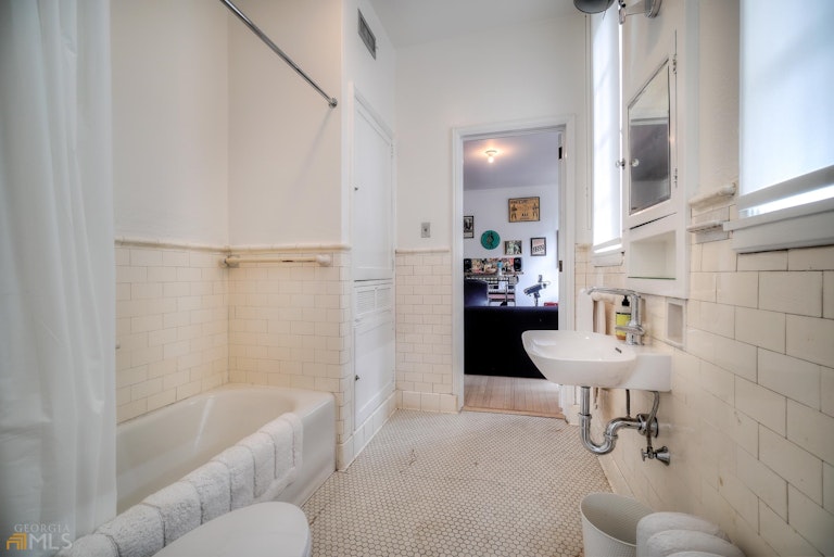 Photo 51 of 59 - 898 Briarcliff Rd NE, Atlanta, GA 30306