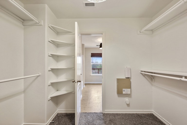Photo 16 of 27 - 107 Southwestern Dr, Forney, TX 75126