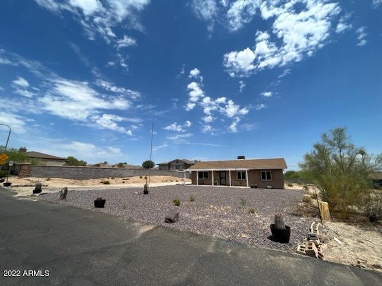 Photo 19 of 30 - 2440 E Valley View Dr, Phoenix, AZ 85042