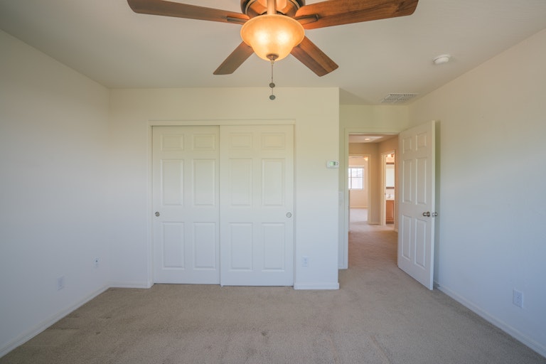 Photo 23 of 37 - 17808 W Ivy Ln, Surprise, AZ 85388