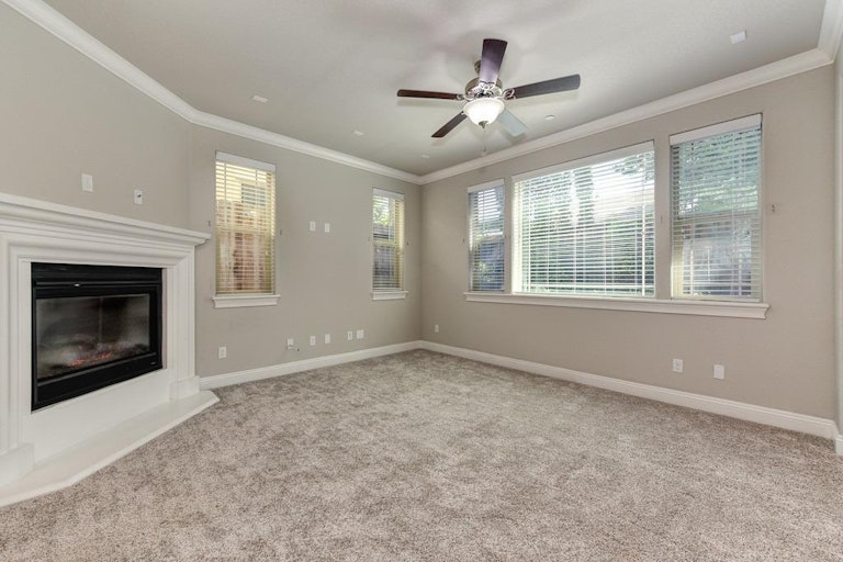Photo 12 of 34 - 668 Addison Ln, Folsom, CA 95630
