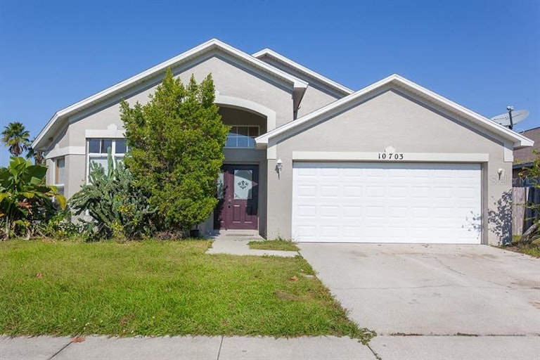 Photo 1 of 22 - 10703 Brown Trout Cir, Orlando, FL 32825