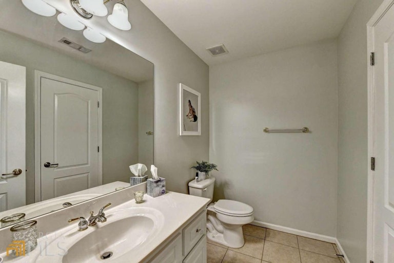 Photo 55 of 89 - 4744 Chateau Forest Way, Hoschton, GA 30548