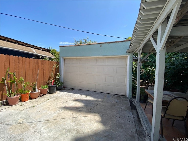 Photo 21 of 29 - 5716 S Normandie Ave, Los Angeles, CA 90037