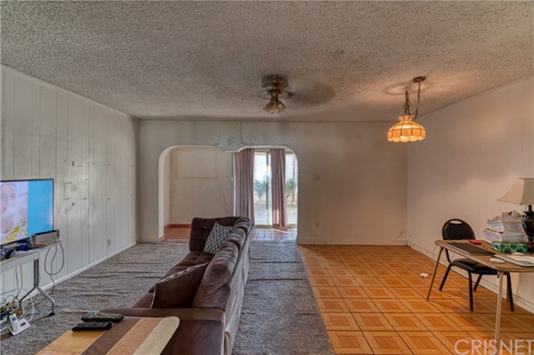 Photo 7 of 25 - 15059 Oro Grande St, Sylmar, CA 91342