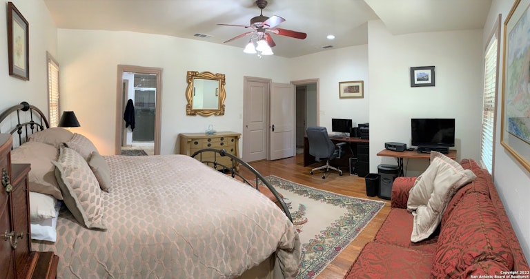 Photo 6 of 25 - 306 Corona Ave, San Antonio, TX 78209