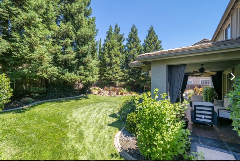 Photo 28 of 49 - 309 Fieldbrook Ct, Roseville, CA 95747