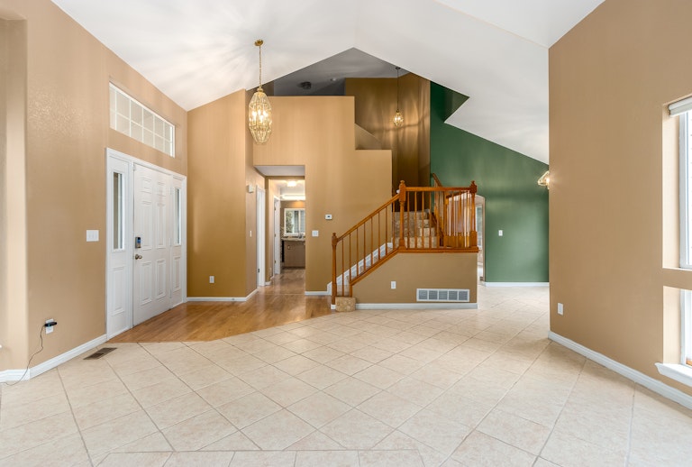 Photo 8 of 19 - 4655 W 112th Ct, Westminster, CO 80031