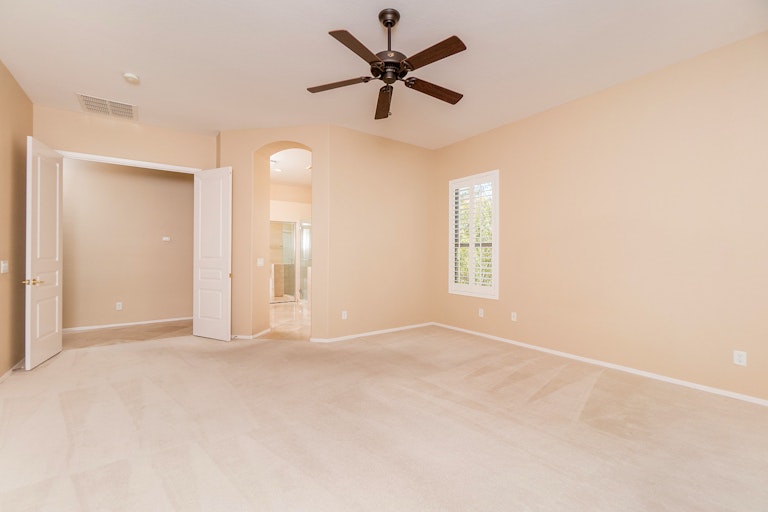 Photo 11 of 22 - 9817 S 26th Ln, Phoenix, AZ 85041