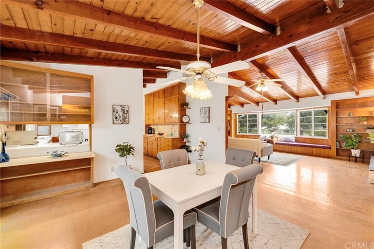 Photo 4 of 47 - 7814 McGroarty St, Sunland, CA 91040