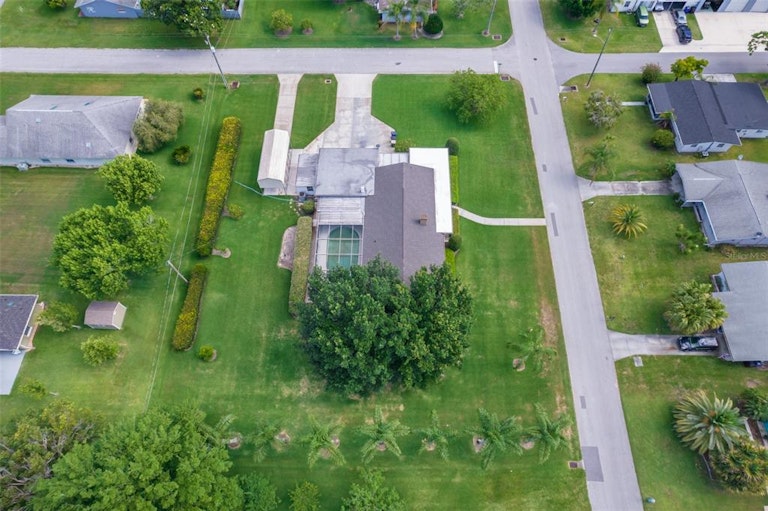 Photo 5 of 38 - 304 Kentucky Ave, Saint Cloud, FL 34769