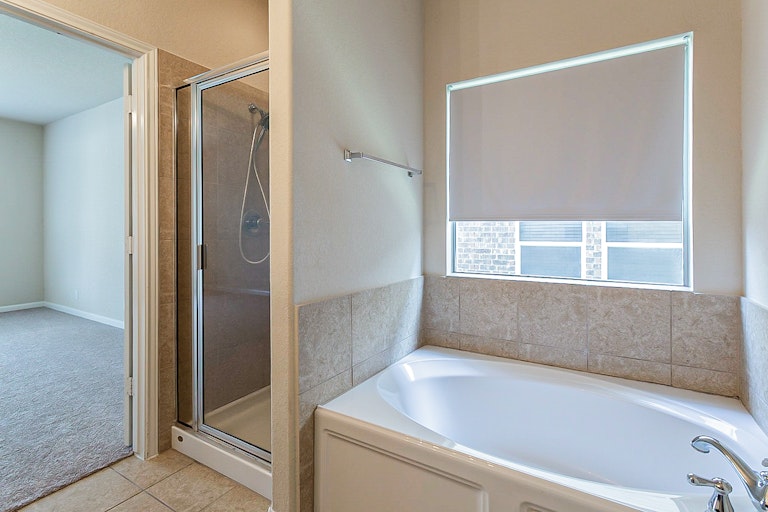 Photo 6 of 24 - 14035 Caprese Hl, San Antonio, TX 78253
