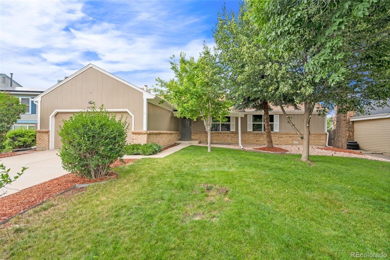 Photo 1 of 36 - 10731 W 104th Ave, Broomfield, CO 80021