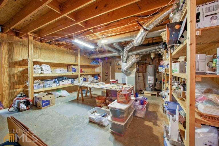 Photo 52 of 55 - 3725 Harts Pl, Atlanta, GA 30341