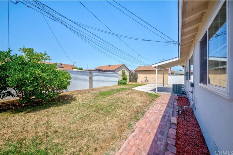 Photo 25 of 26 - 2107 W Porter Ave, Fullerton, CA 92833