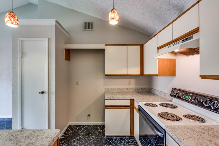 Photo 7 of 26 - 1016 Mapleleaf Ln, Coppell, TX 75019