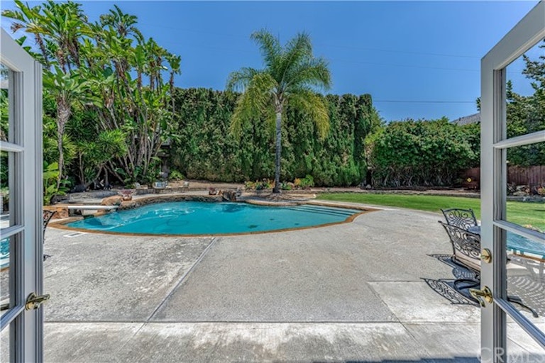 Photo 8 of 42 - 13292 Shepard Way, Santa Ana, CA 92705