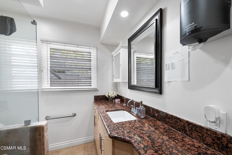 Photo 28 of 54 - 982 E Janss Rd, Thousand Oaks, CA 91360