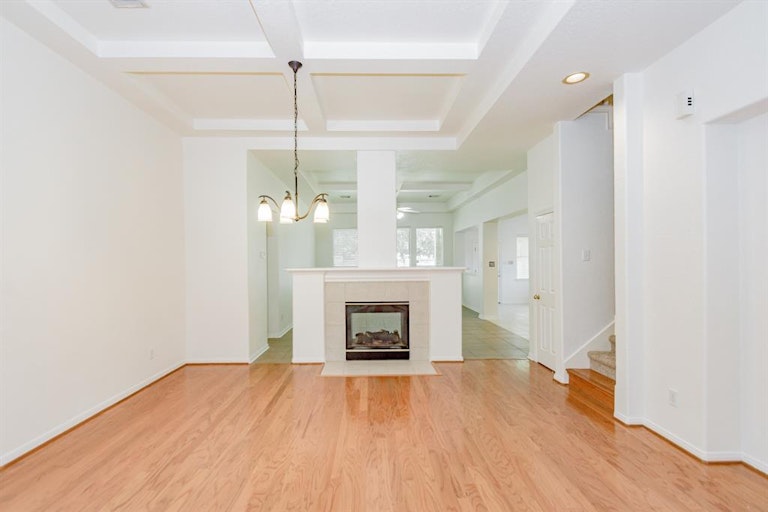 Photo 15 of 37 - 13106 Ryaneagles Dr, Houston, TX 77044