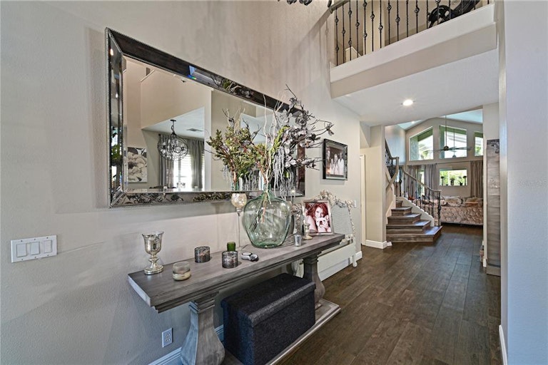 Photo 17 of 51 - 304 9th Ave E, Palmetto, FL 34221