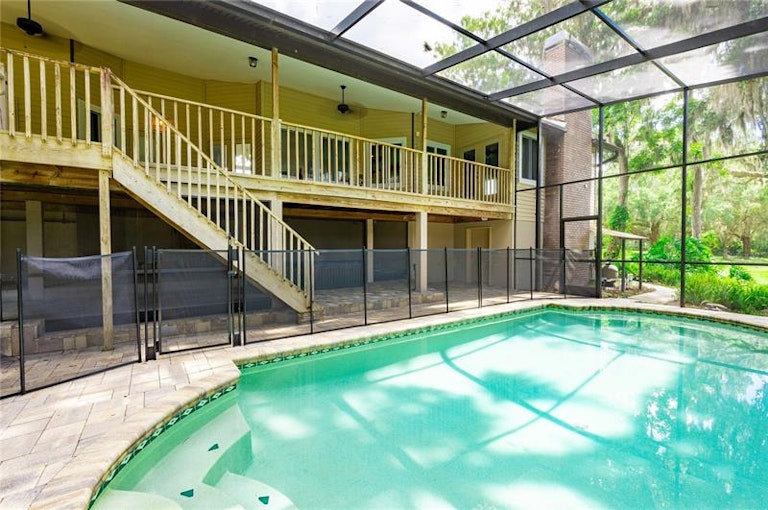 Photo 6 of 95 - 31949 Amberlea Rd, Dade City, FL 33523