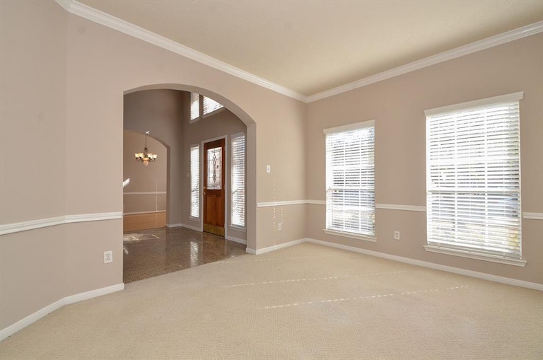 Photo 7 of 34 - 14810 Winterfair Dr, Houston, TX 77082