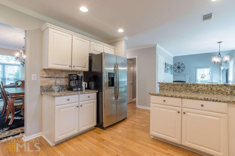 Photo 17 of 72 - 3535 Fairgreen Ct, Douglasville, GA 30135