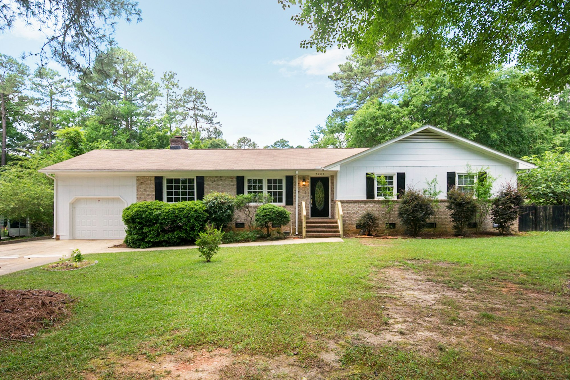 Photo 1 of 16 - 7709 Leesville Rd, Raleigh, NC 27613