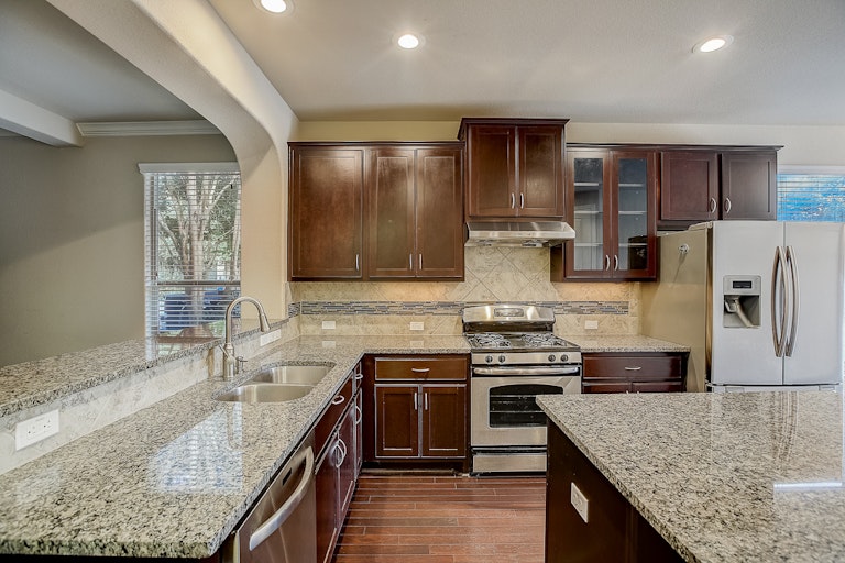 Photo 27 of 36 - 2620 Lightfoot Trl, Austin, TX 78745